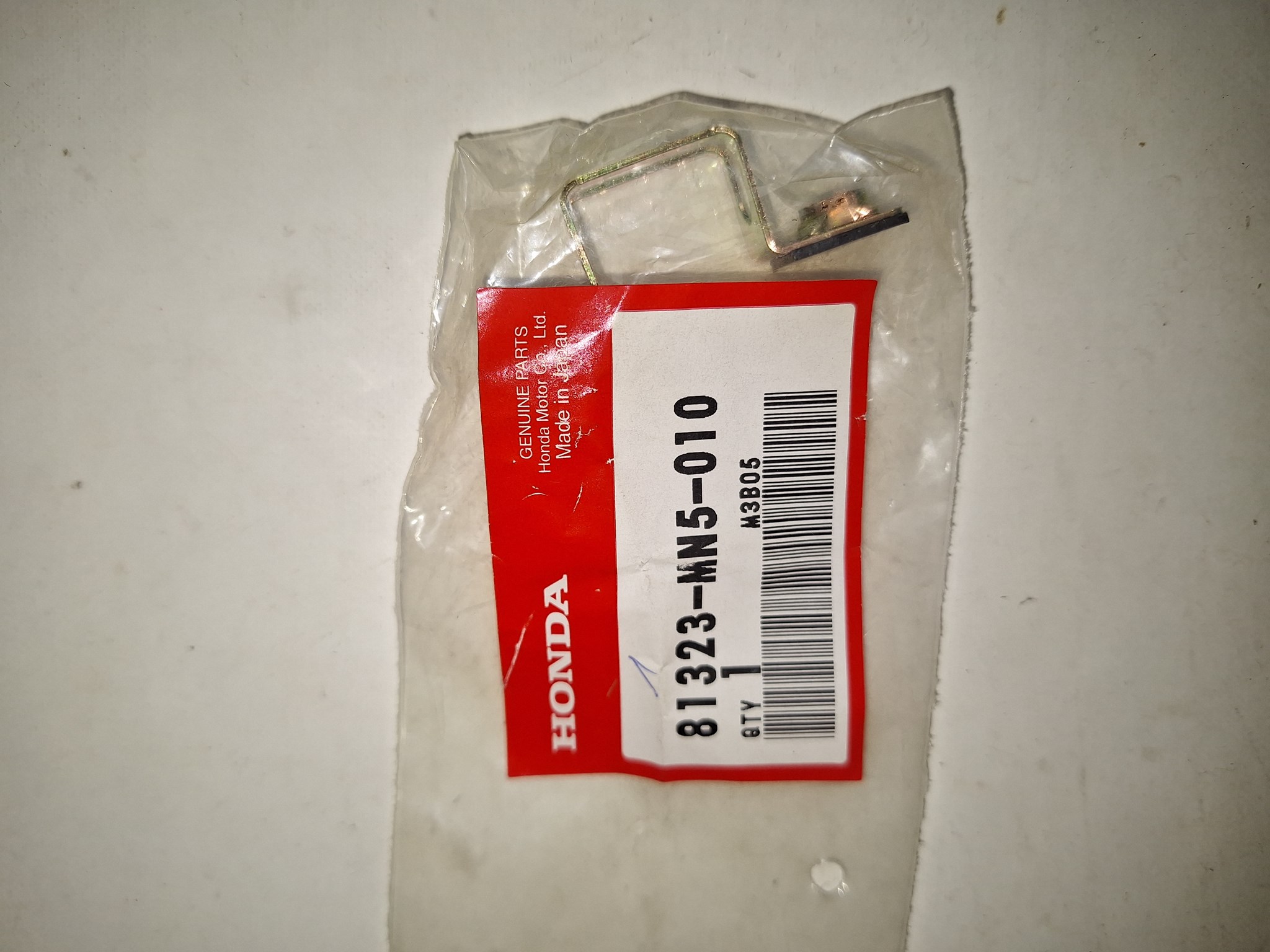 Picture of PLATE B,SADDLE BA  81323-MN5-010